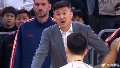 冤枉！广东队遭2次致命误判，媒体人：约克踩线了，家政是鞋影在线上|陈家政|加时赛|绝杀|广东男篮|浙江男篮_新浪体育_新浪新闻